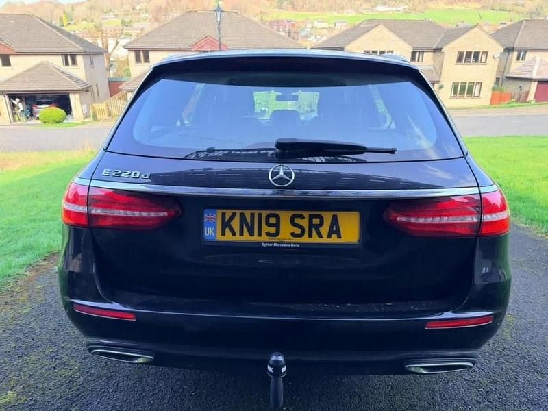 Used Mercedes E220 SE 2019 Black Estate