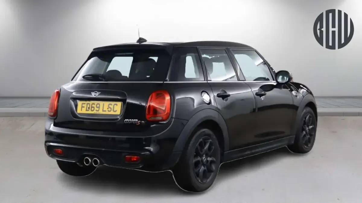 Used Mini Cooper S Classic 2019 Black Hatchback
