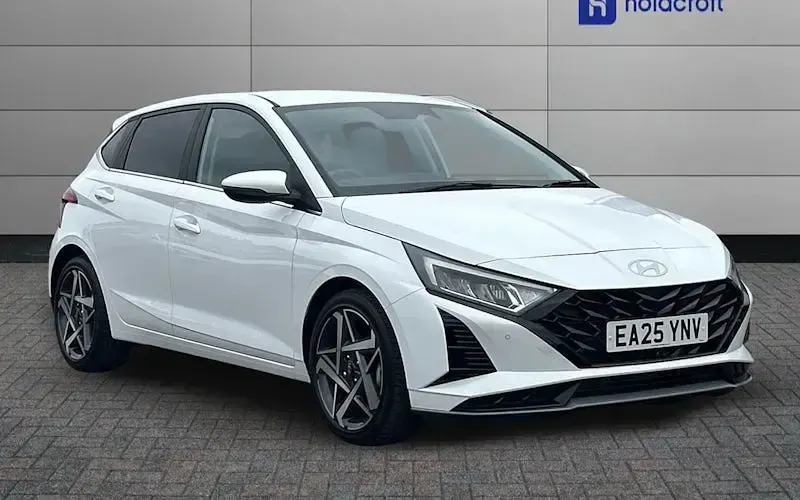 Used Hyundai i20 Premium 101 HP (74 kW) 2025 Hatchback