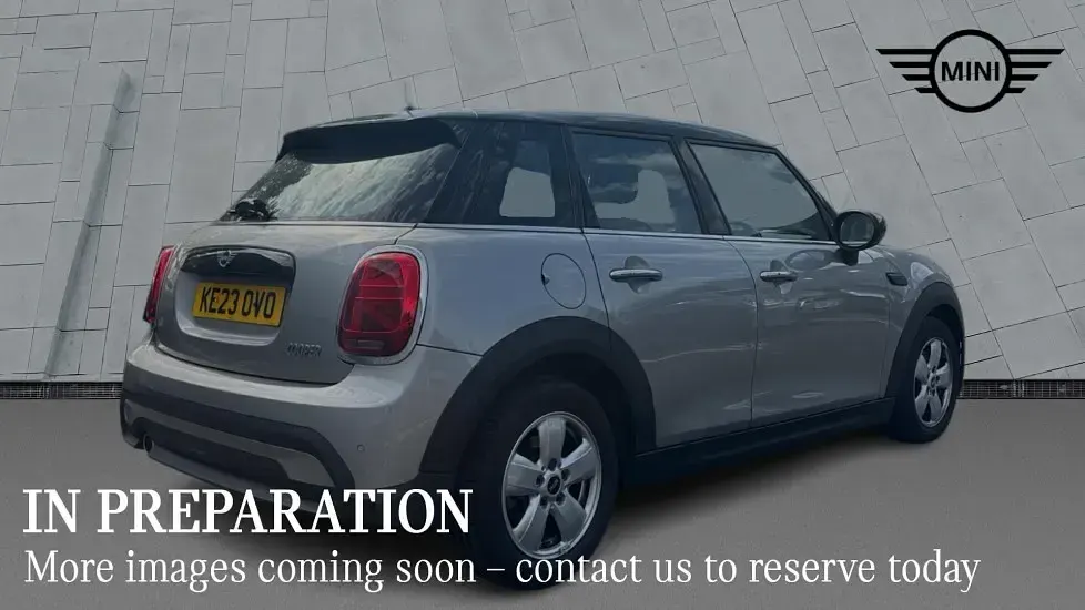 Used Mini Cooper Classic 134 HP (98 kW) 2023 Silver Hatchback