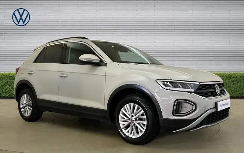 Used VW T-Roc Life 150 HP (110 kW) 2024 SUV