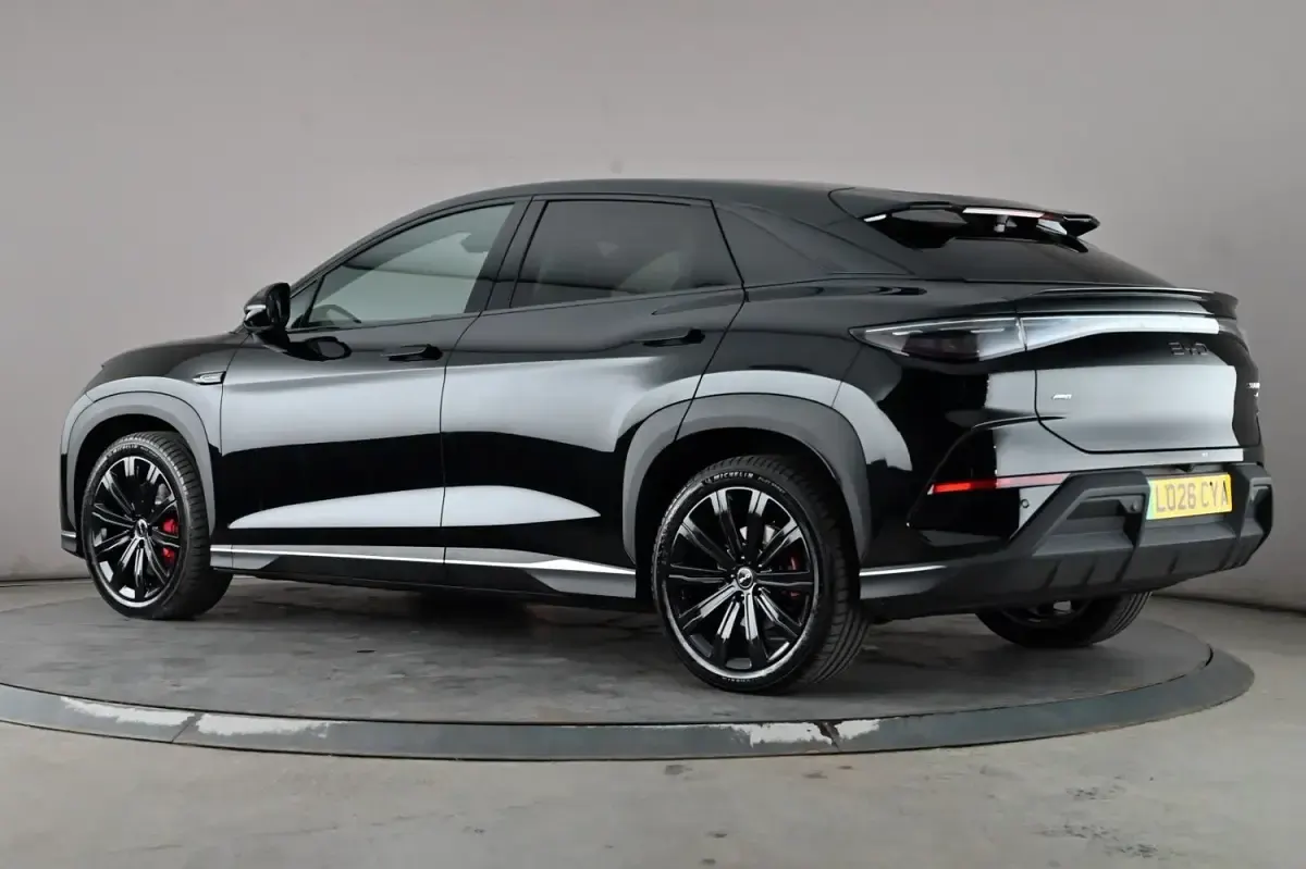 New BYD Sealion 7 389 kW (530 HP) 2026 Black SUV