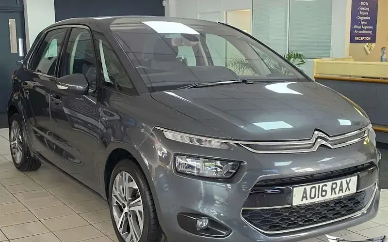 Used Citroën C4 Picasso Exclusive 120 HP (88 kW) 2016 MPV