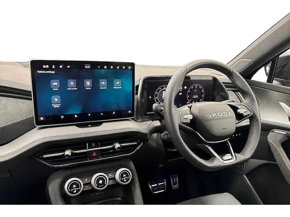 Used Skoda Kodiaq SportLine 110 HP (80 kW) 2025 Black magic pearl effect SUV