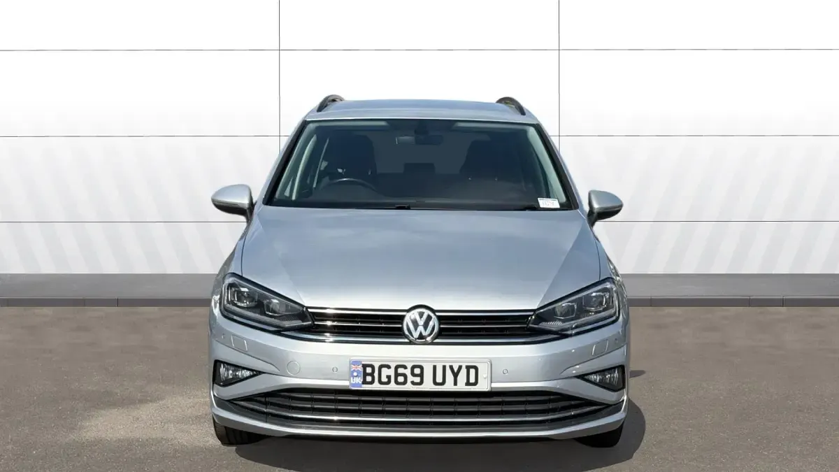 Used VW Golf VII Match 150 HP (110 kW) 2019 Silver Hatchback
