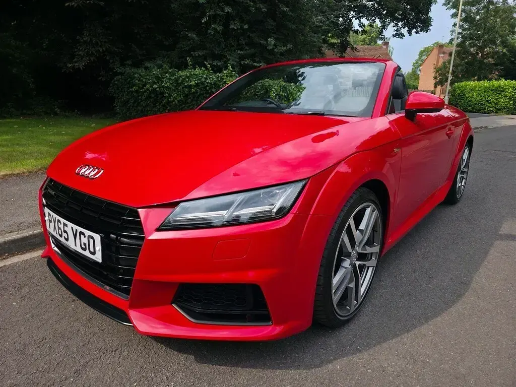 Used Audi TT Roadster S-Line 230 HP (169 kW) 2015 Red Cabriolet