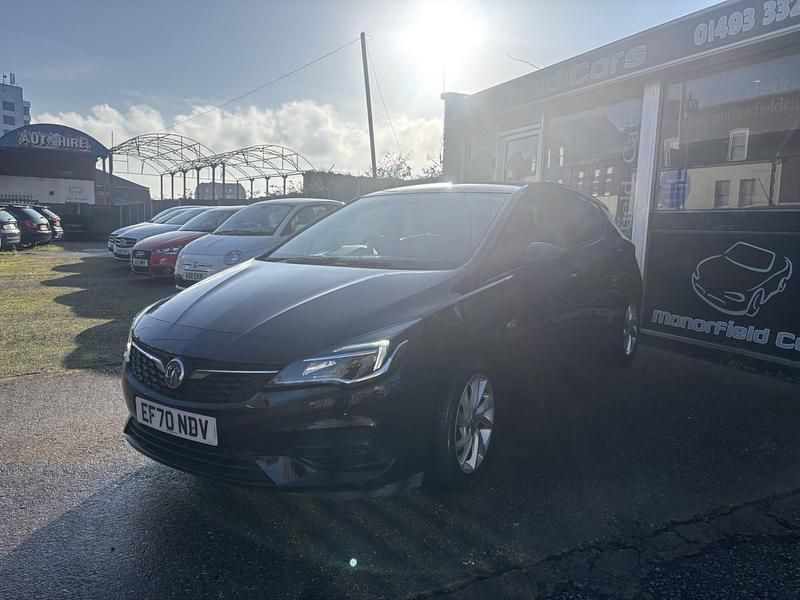 Used Vauxhall Astra 105 HP (77 kW) 2020 Black Hatchback