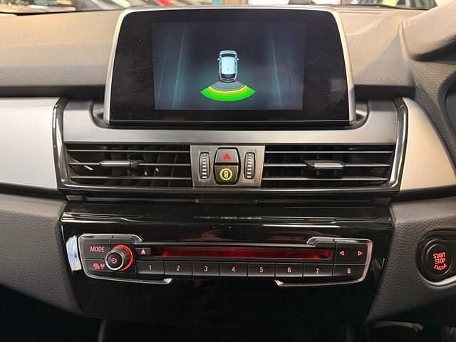 Usado BMW 218 Sport Line 140 HP (102 kW) 2018 Preto Monovolume