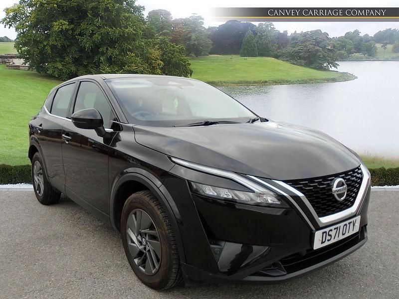 Black Used 2022 Nissan Qashqai Acenta Premium SUV | £14,800 (Super price) - Image 1/4