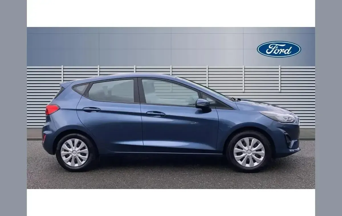 Used Ford Fiesta Trend 73 HP (53 kW) 2023 Blue Hatchback