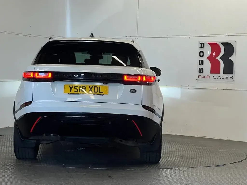 Used Land Rover Range Rover Velar SE Dynamic 240 HP (176 kW) 2018 White SUV