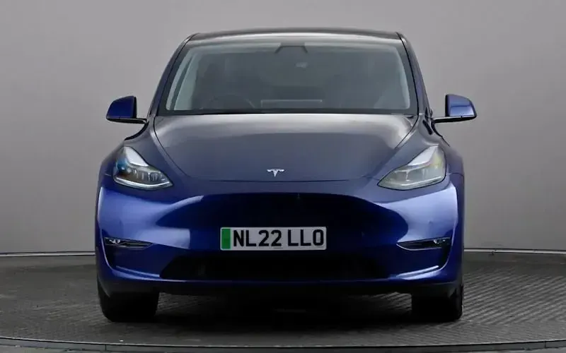 Used Tesla Model Y Long Range AWD 286 kW (389 HP) 2022 Blue SUV