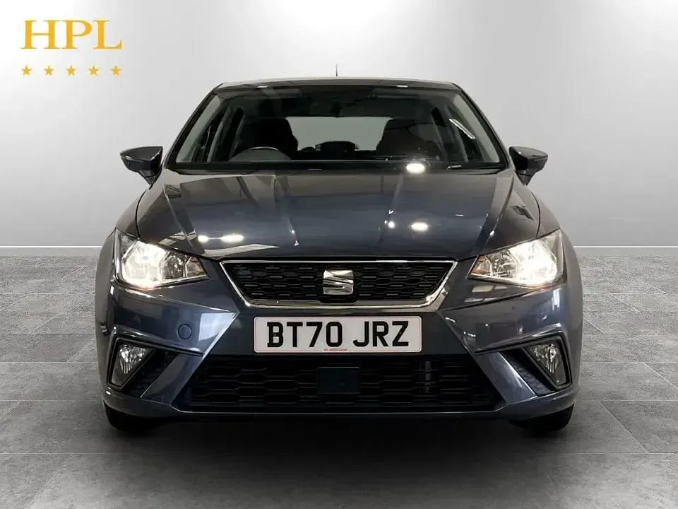 Begagnad Seat Ibiza SE Technology 95 HK (69 kW) 2020 Grå Halvkombi