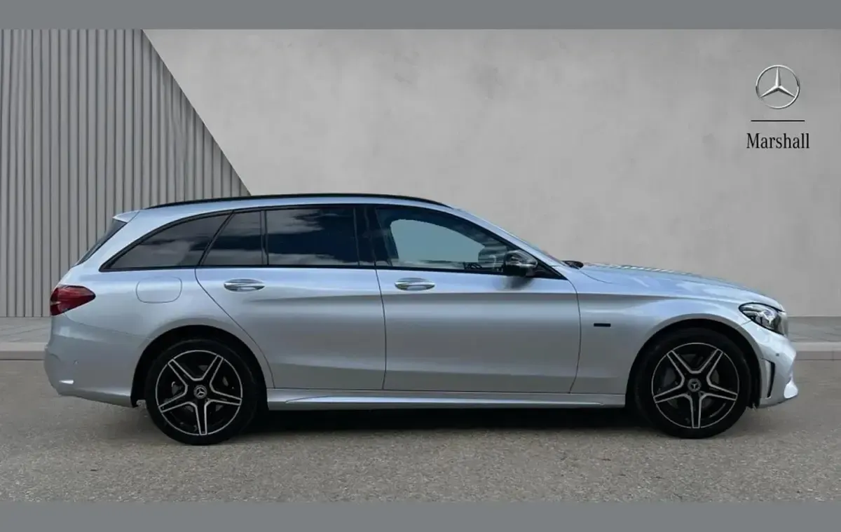 Used Mercedes C300e AMG line 301 HP (221 kW) 2021 Silver Estate