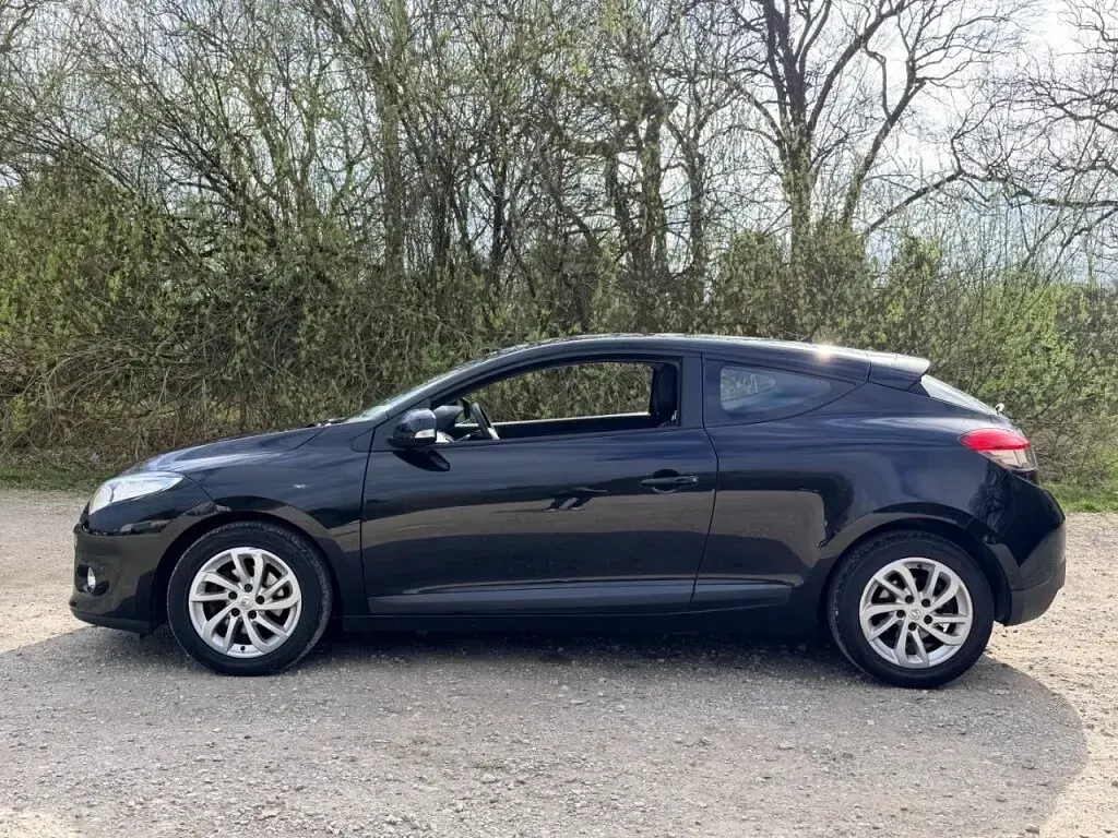 Used Renault Mégane Coupé Expression+ 2012 Black Coupe