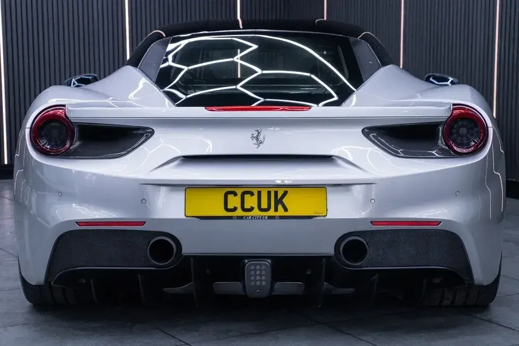 Used Ferrari 488 670 HP (492 kW) 2017 Silver Coupe