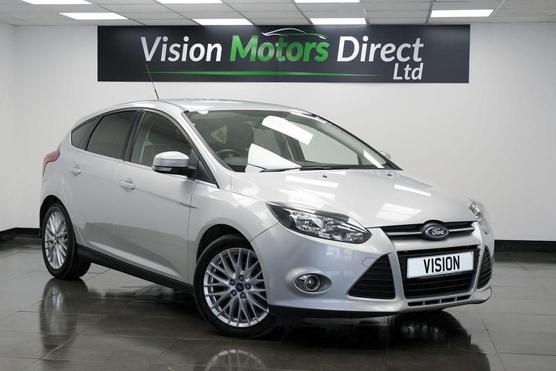 Silver Used 2014 Ford Focus Zetec Hatchback | £2,480 (Good price) - Image 1/3