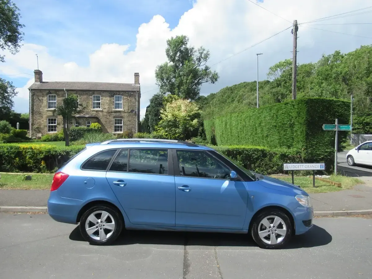 Used Skoda Fabia SE 2013 Blue Estate