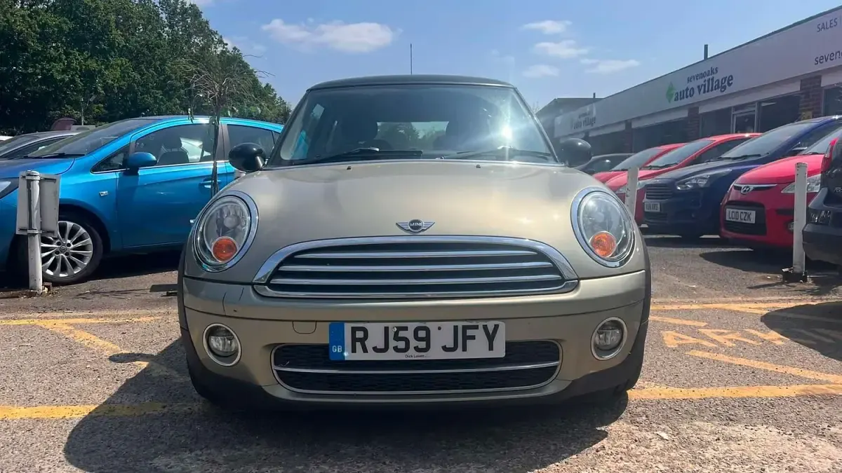 Used Mini Cooper D Hatch 2009 Silver Hatchback