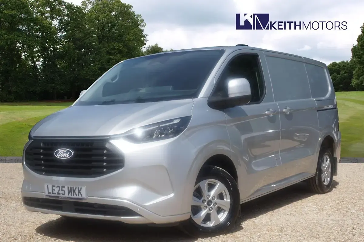 Used Ford Transit Custom Limited 232 HP (170 kW) 2025 Silver Van