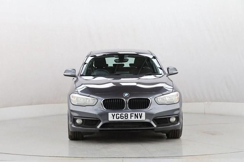 Used BMW 118 Comfort Edition 150 HP (110 kW) 2018 Grey Hatchback