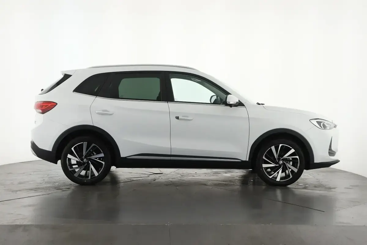 Used MG ZS Trophy 2024 White SUV