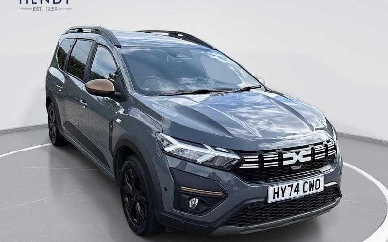 Used 2024 Dacia Jogger Extreme Estate | £21,299 (Fair price) - Image 1/4