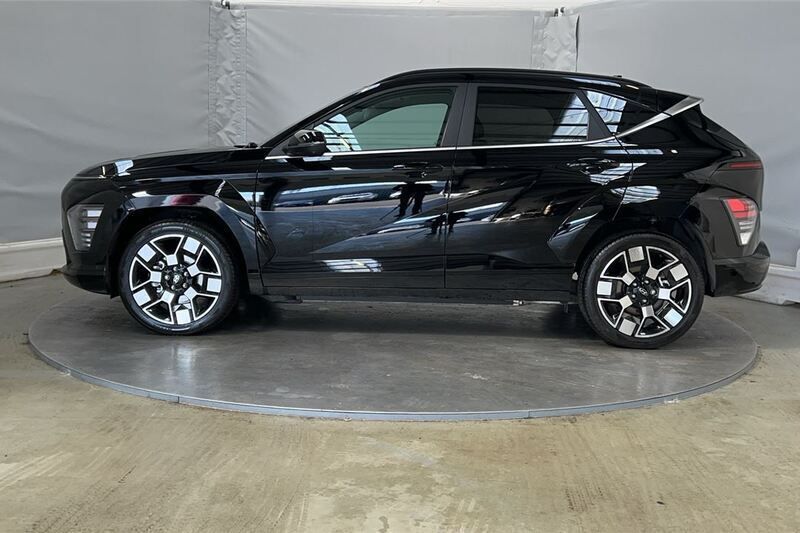 Black Used 2024 Hyundai Kona Ultimate SUV | £29,491 (Expensive) - Image 1/4