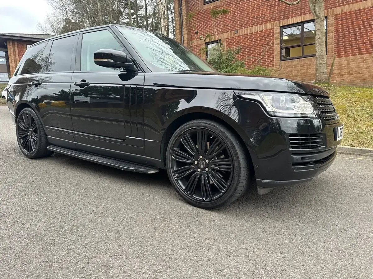 Usado Land Rover Range Rover Vogue SE 258 CV (189 kW) 2017 Negro SUV