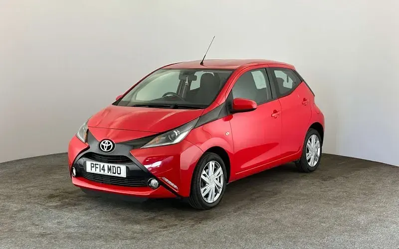 Used Toyota Aygo x-press 69 HP (50 kW) 2016 Hatchback