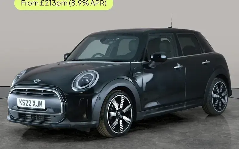 Used Mini Cooper Exclusive 136 HP (100 kW) 2022 Hatchback
