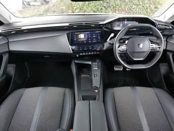 Used Peugeot 308 Allure 131 HP (96 kW) 2023 White Estate