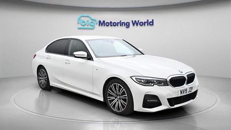 Used BMW 320 M Sport 190 HP (139 kW) 2019 White Sedan