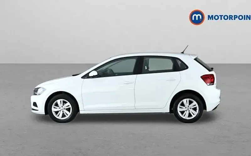 Used VW Polo SE 65 HP (47 kW) 2019 White Hatchback