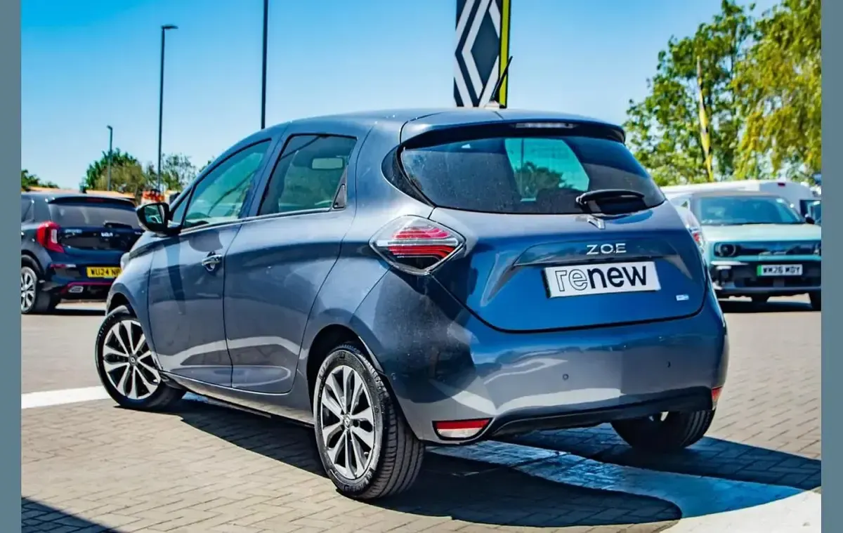 Used Renault Zoe GT-Line 100 kW (136 HP) 2021 Grey  Hatchback