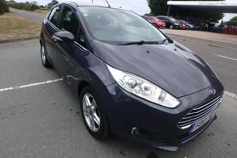 Grey Used 2013 Ford Fiesta Zetec Hatchback | £5,950 (Fair price) - Image 1/1