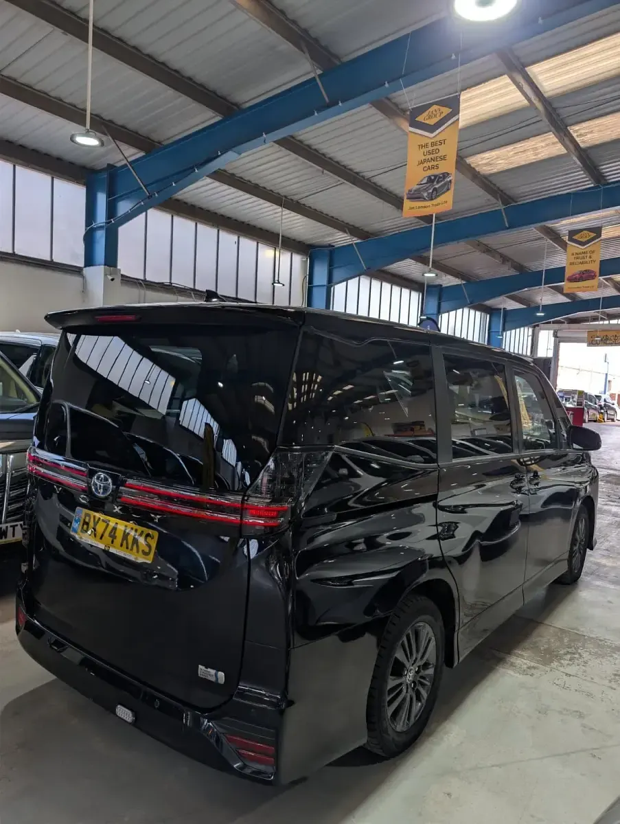 Used Toyota Noah 2026 Black MPV