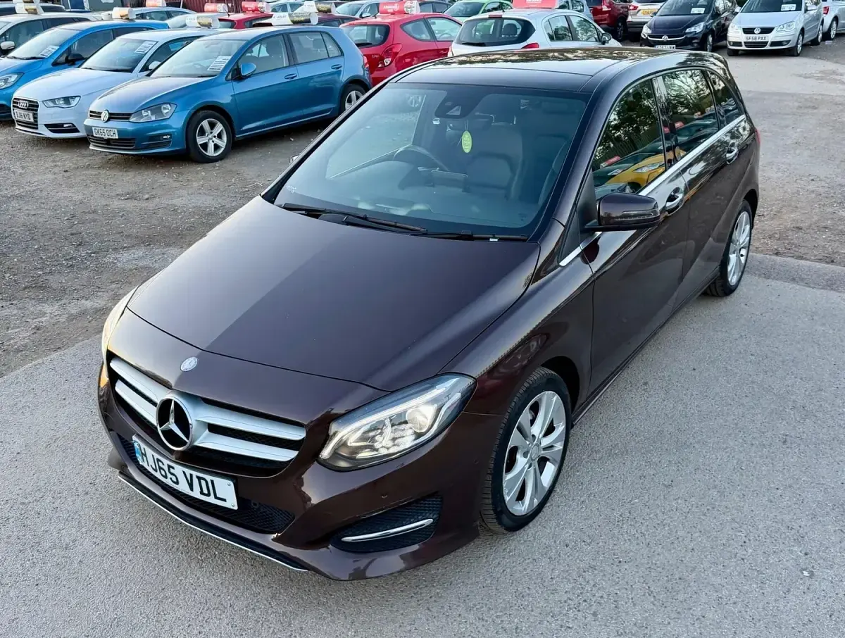 Used Mercedes B200 Premium Plus 2015 Bronze Hatchback