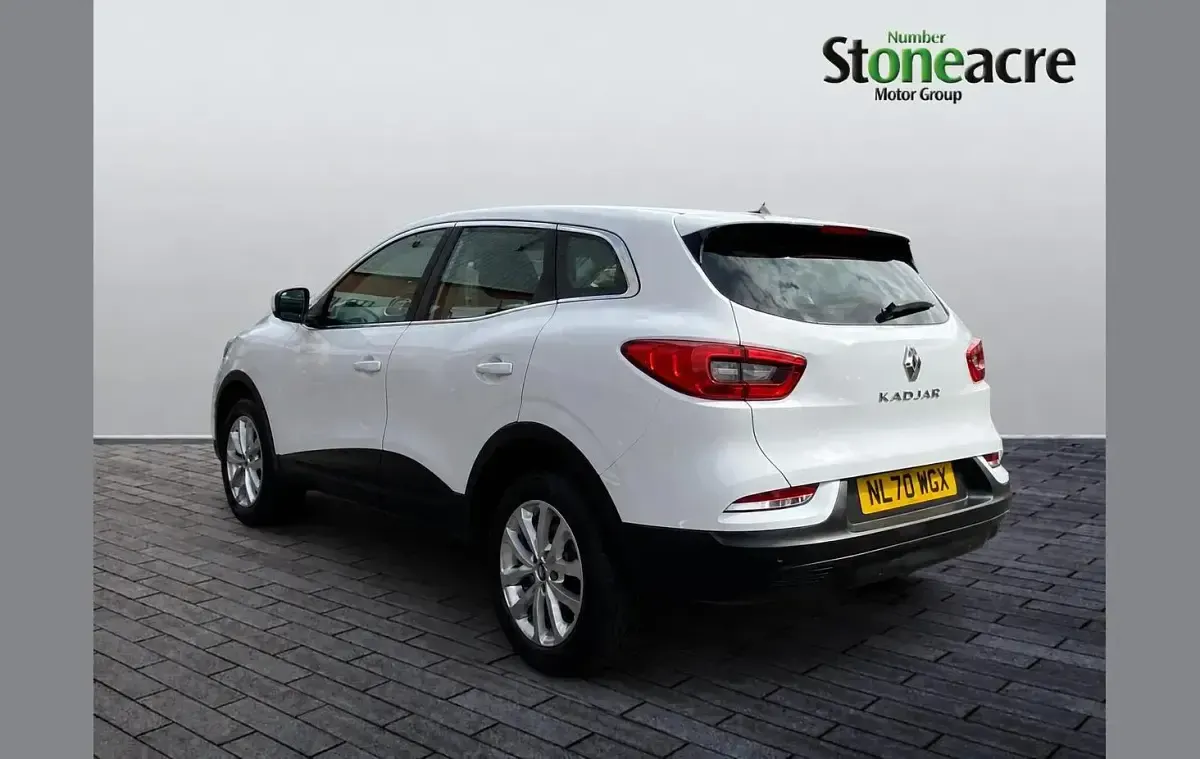 Used Renault Kadjar Play 138 HP (101 kW) 2020 White SUV