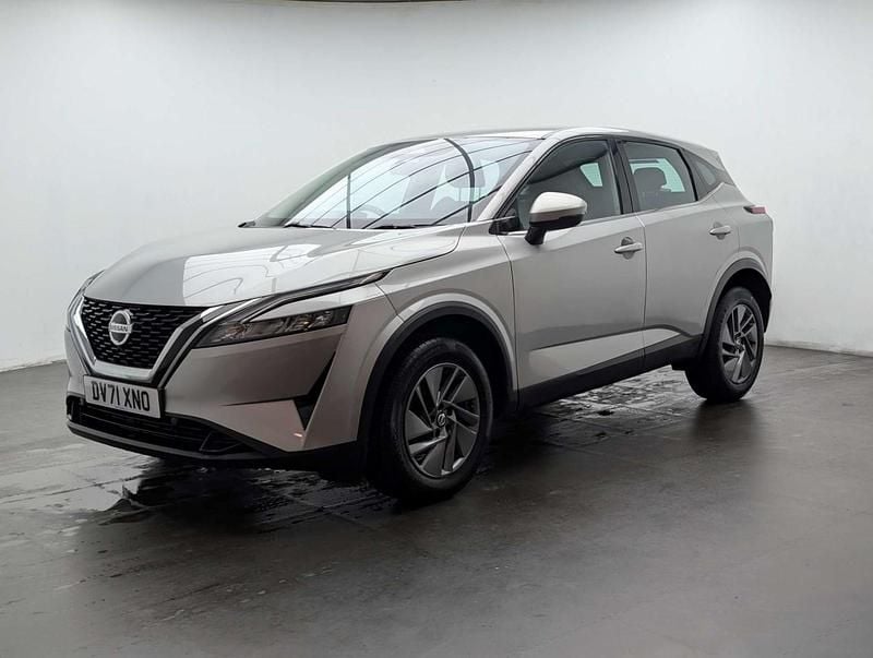 Used Nissan Qashqai Acenta Premium 2021 Silver SUV
