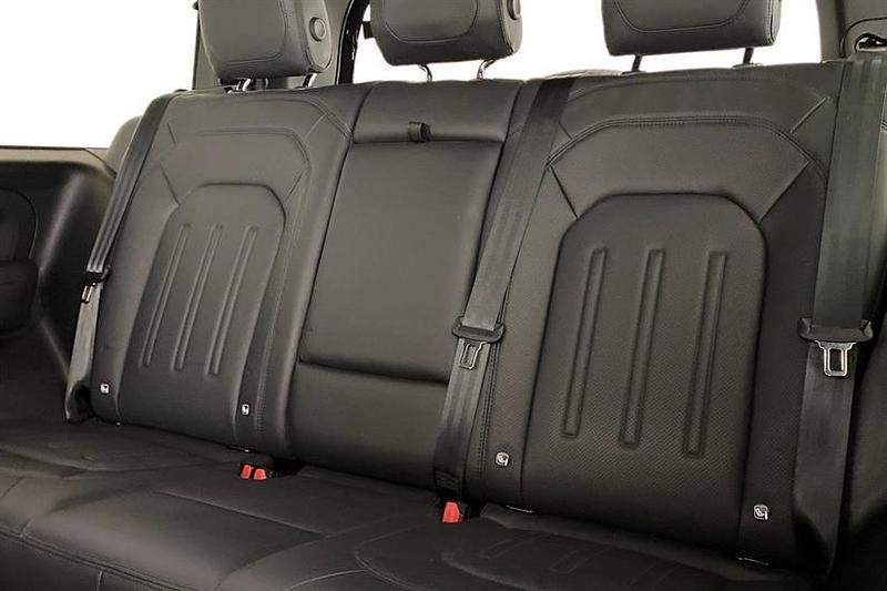Usado Land Rover Defender HSE 249 HP (183 kW) 2021 Preto SUV
