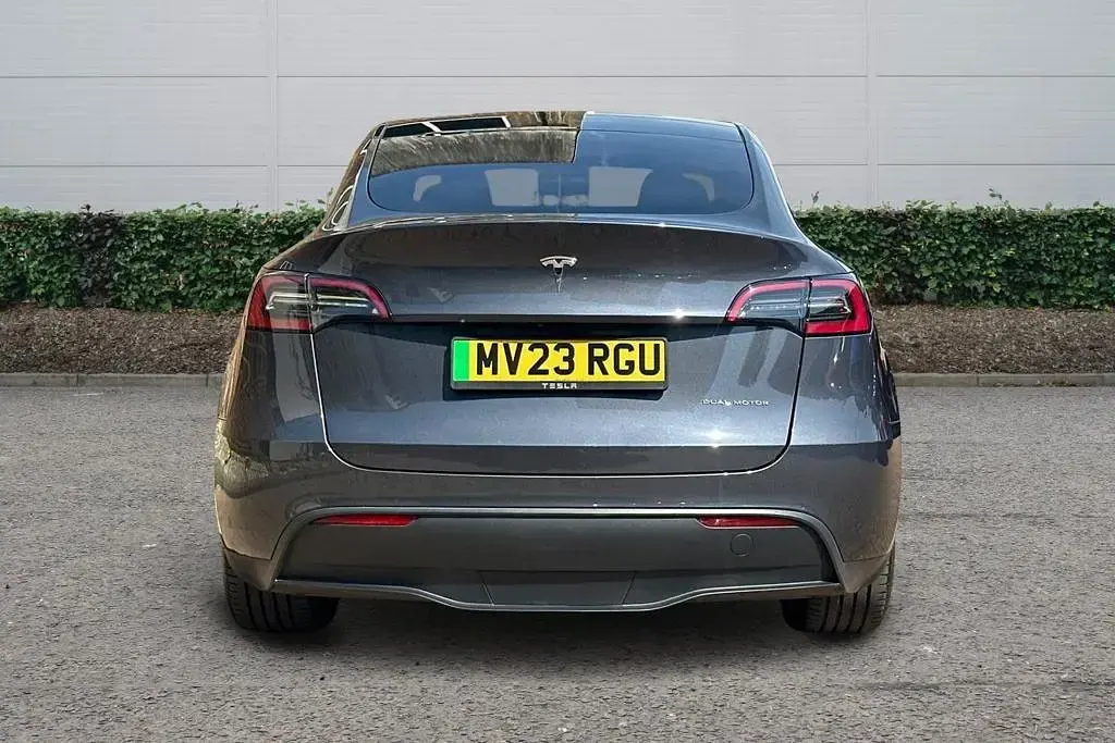 Used Tesla Model Y Long Range AWD 378 kW (514 HP) 2023 SUV