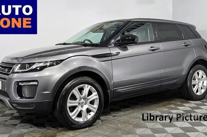 Used 2019 Land Rover Range Rover evoque SE Hatchback | £12,495 (Fair price) - Image 1/1