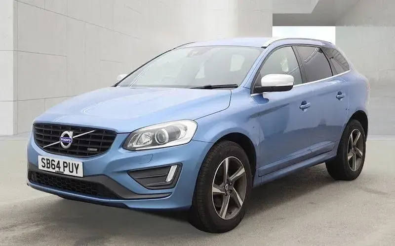 Used Volvo XC60 R-Design 181 HP (133 kW) 2015 SUV