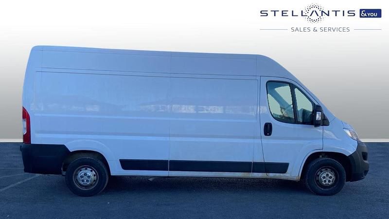 Used Citroën Relay 138 HP (101 kW) 2023 White Van
