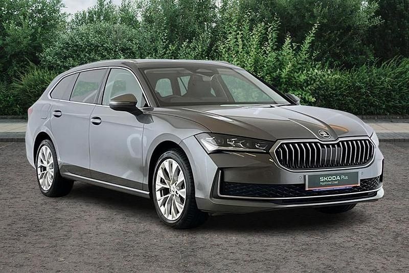 Graphite grey Used 2024 Skoda Superb SE L Estate | £27,290 (Fair price) - Image 1/3