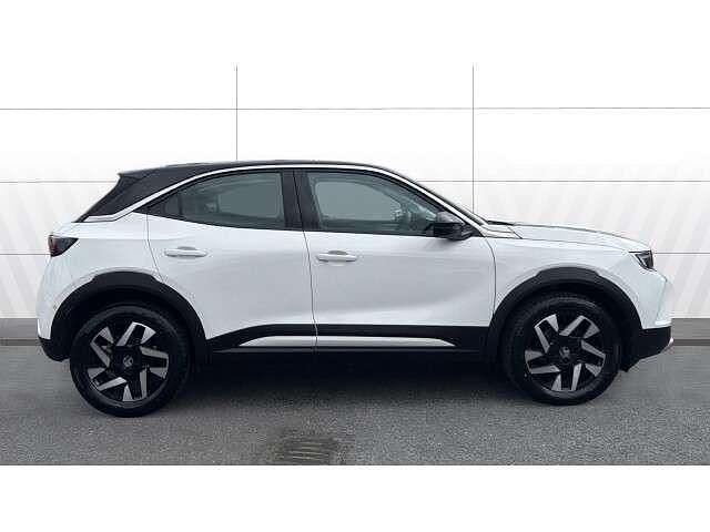 Second-hand Vauxhall Mokka Edition 101 CP (74 kW) 2022 Alb SUV