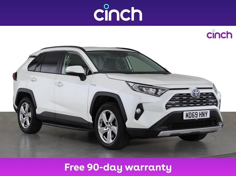 White Used 2020 Toyota RAV4 Design Estate | £22,249 (Fair price) - Image 1/3