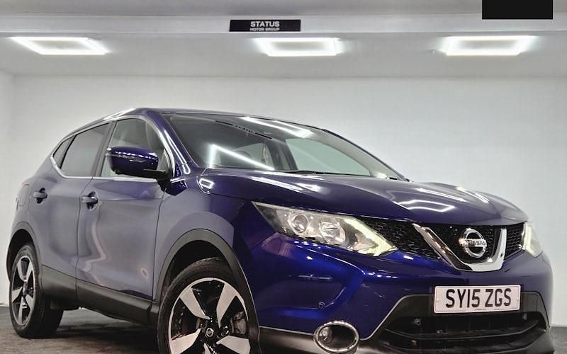 Usado Nissan Qashqai N-TEC 116 HP (85 kW) 2015 Azul SUV