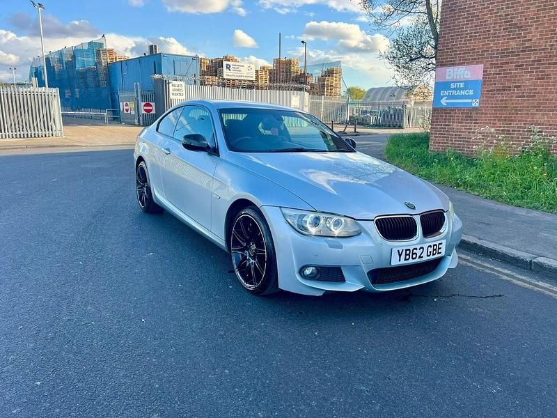 Used BMW 318 Sport Line 2012 Blue Coupe
